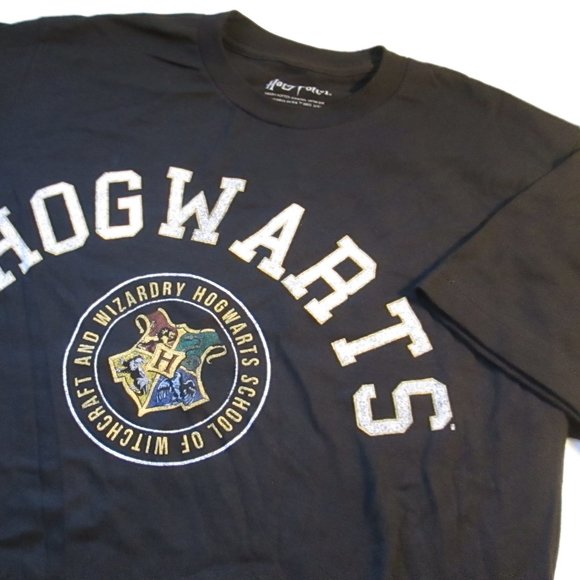 Harry Potter Men's black graphic tee new - Picture 2 of 6